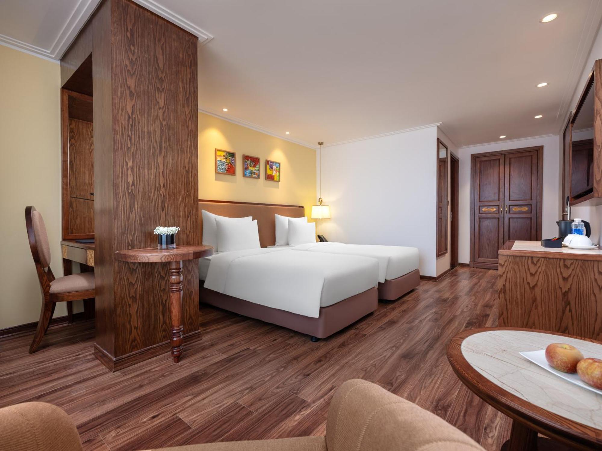 Nesta Hotel & Spa Hanoi Bagian luar foto