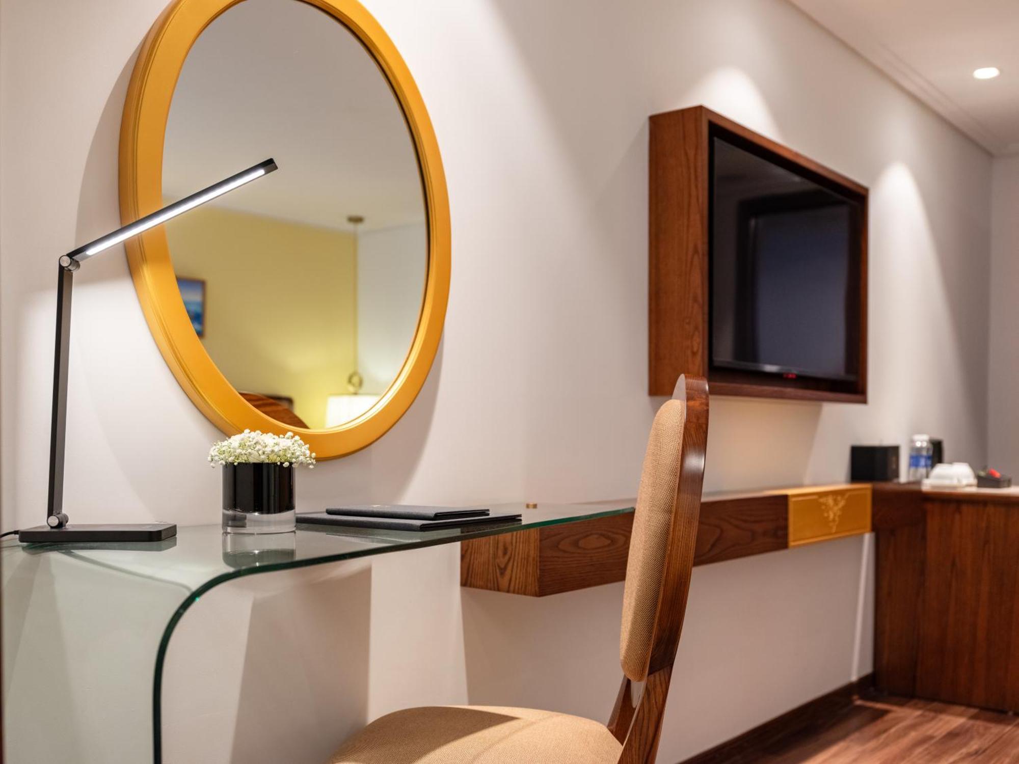 Nesta Hotel & Spa Hanoi Bagian luar foto